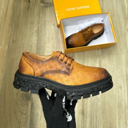 VUITTON CASUAL BRITISH STYLE