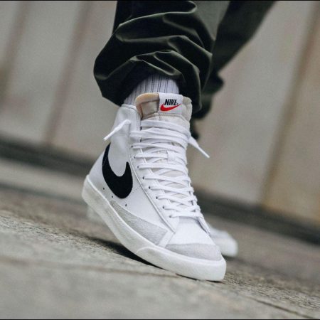 MID BLAZER 77