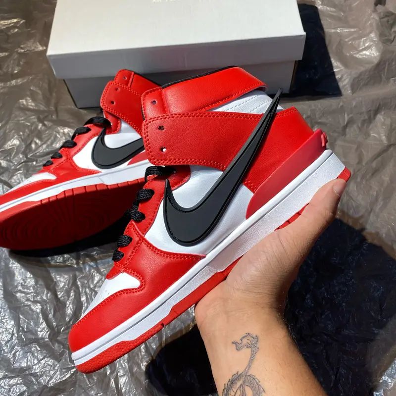NIKE SB DUNK HIGH AMBOOSH