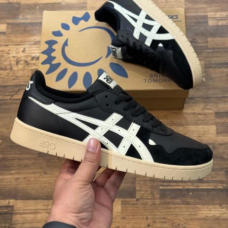 Japan S Cross trainer
