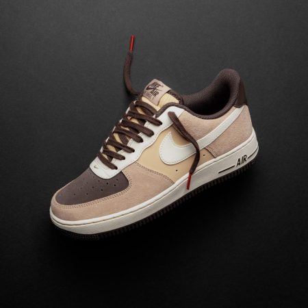 NIKE AIRFORCE 1