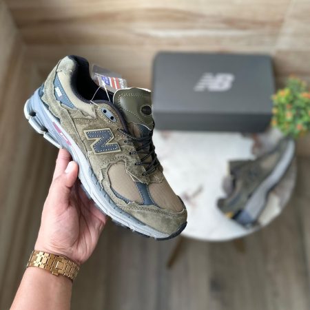 NEW BALANCE