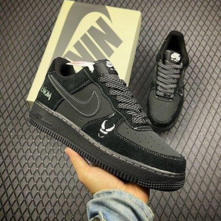 NIKE AIRFORCE VENOM
