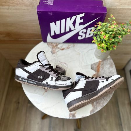 NIKE SB DUNK