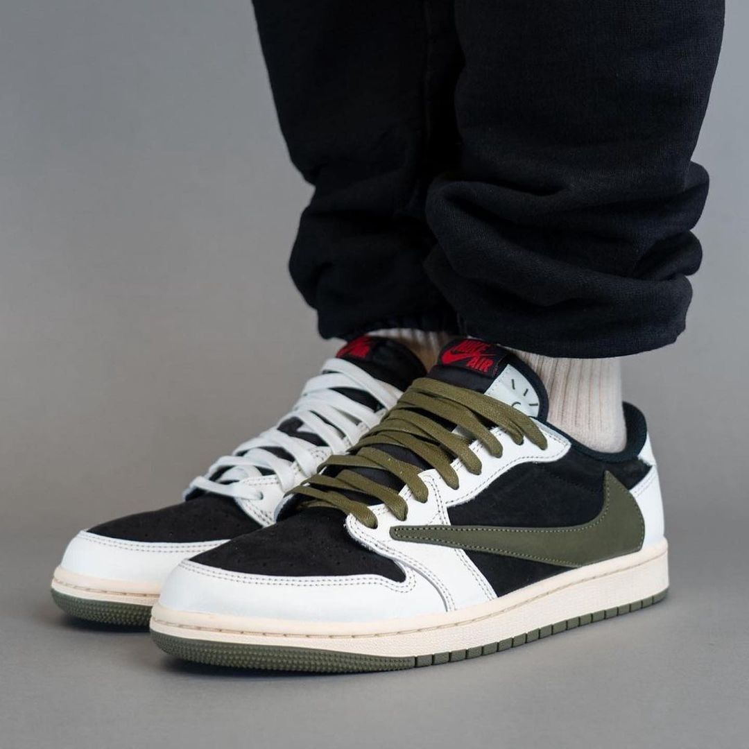TRAVIS SCOTT OLIVE