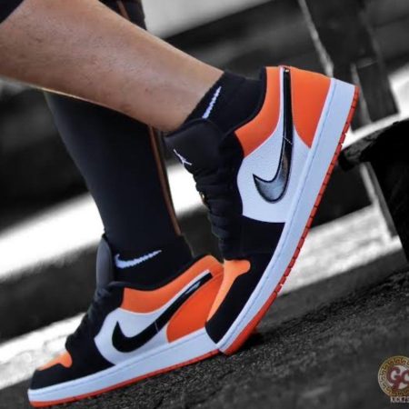 JORDAN RETRO 1 ORANGE TOE