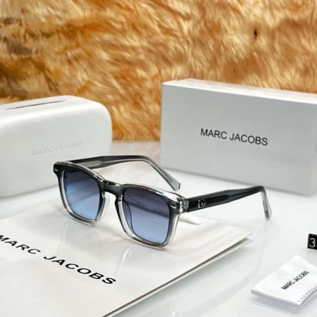 MARC JACOBS