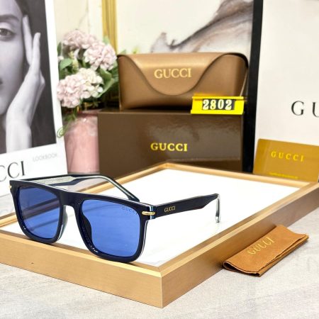 GUCCI SUNGLASSES