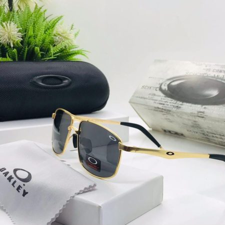 OAKLEYY