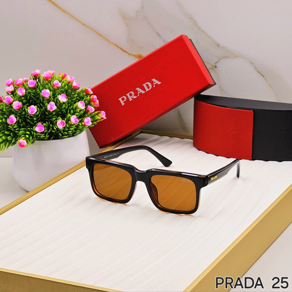 PRADAA  WAYFARER