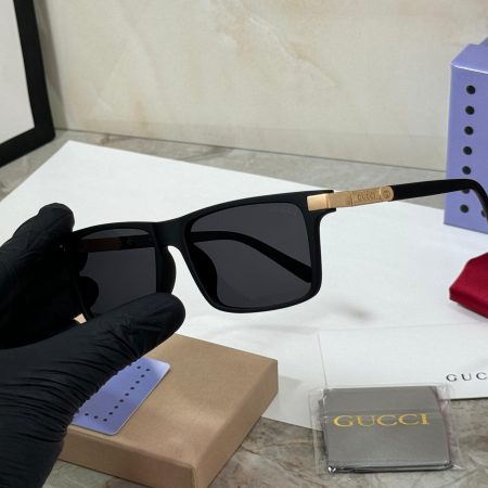 GUCCII