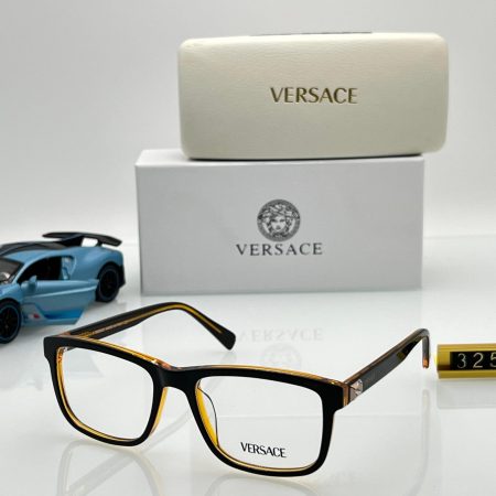 VERSACEE