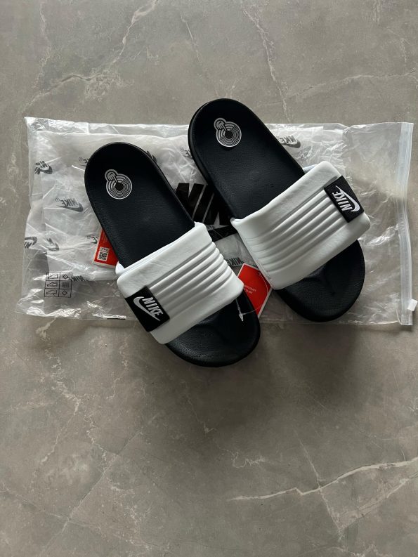 NIKE MEN'S OFFCOURT ADJUST SLIDES - Image 8
