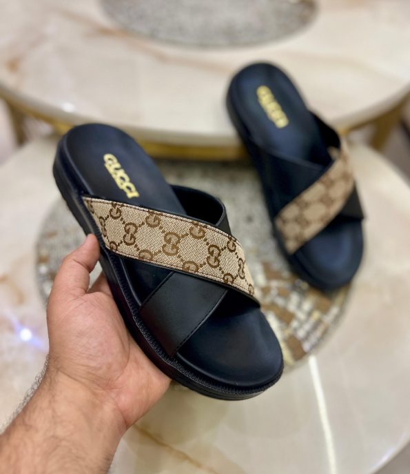 GUCCI COMFORT SOLE SLIDES - Image 9