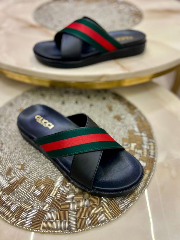 GUCCI COMFORT SOLE SLIDES - Image 6