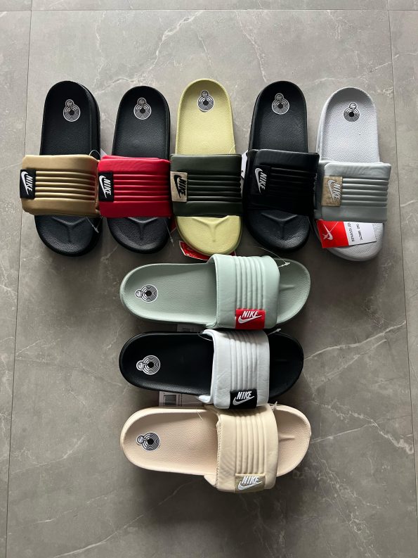 NIKE MEN'S OFFCOURT ADJUST SLIDES