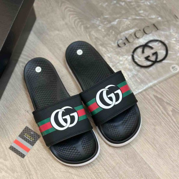 GUCCI GG SOFT COMFORT PREMIUM FLIP-FLOPS - Image 9