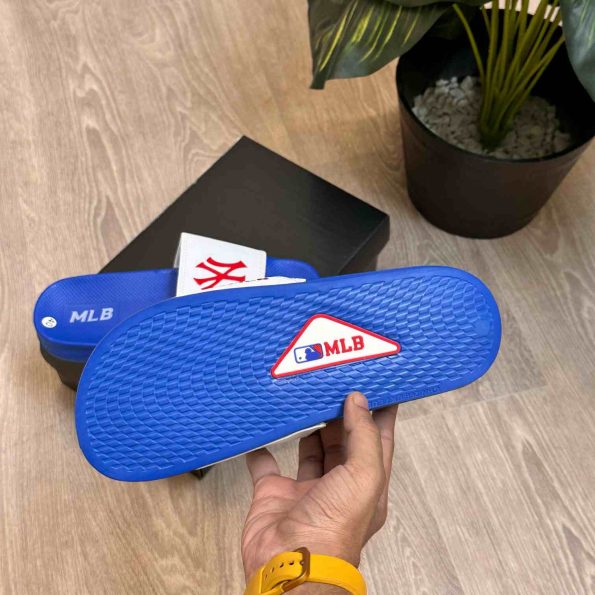 MLB NEW YORK YANKEES PREMIUM FLIP-FLOPS - Image 5