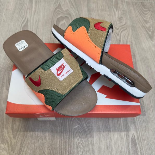 NIKE AIRMAX 1 PREMIUM FLIP-FLOPS - Image 2