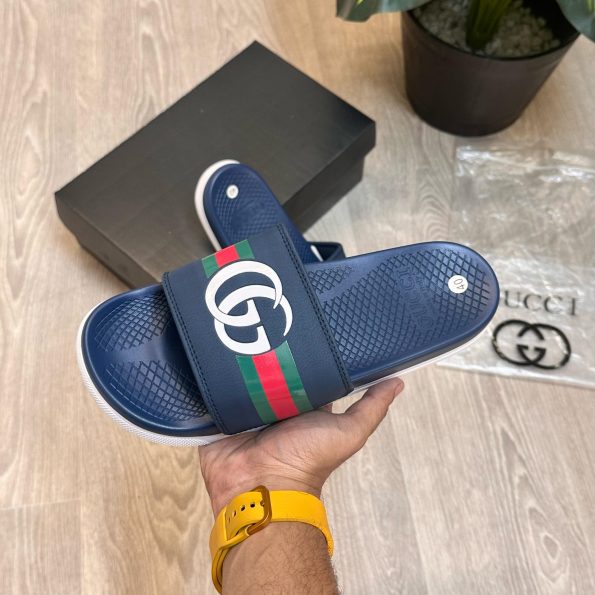 GUCCI GG SOFT COMFORT PREMIUM FLIP-FLOPS - Image 4