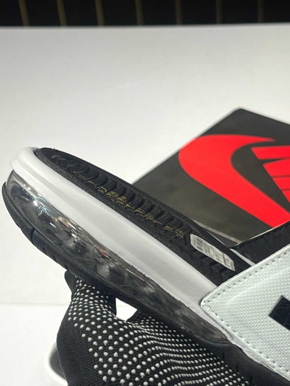 NIKE AIR LEBRON FLIP-FLOPS - Image 8