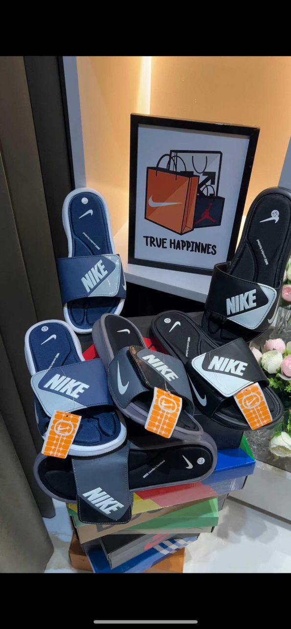 NIKE AIR COMFORT FOOTBED SLIDES