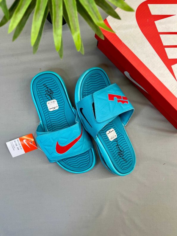 NIKE AIR LEBRON SLIDES - Image 3