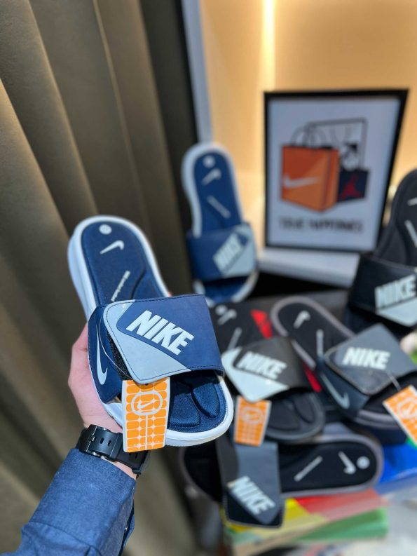 NIKE AIR COMFORT FOOTBED SLIDES - Image 3