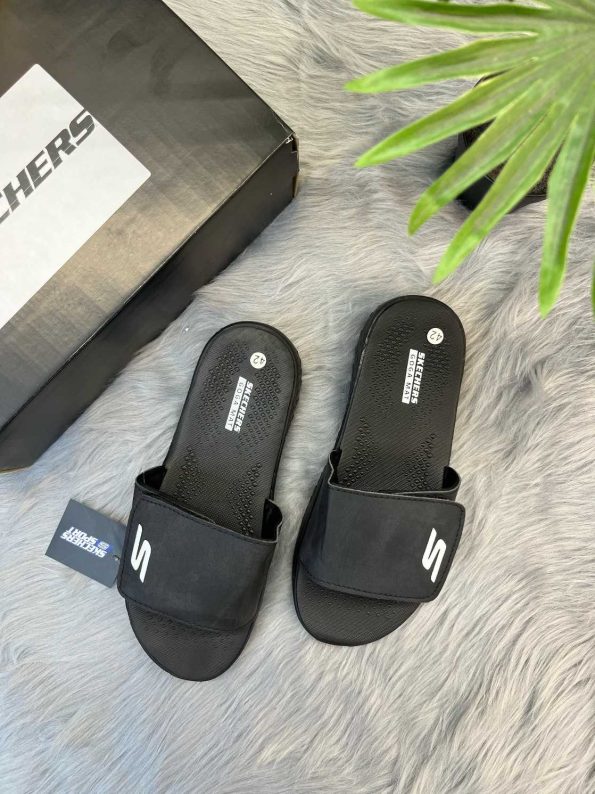 SKECHERS GOGA MAT FLIP-FLOPS - Image 3