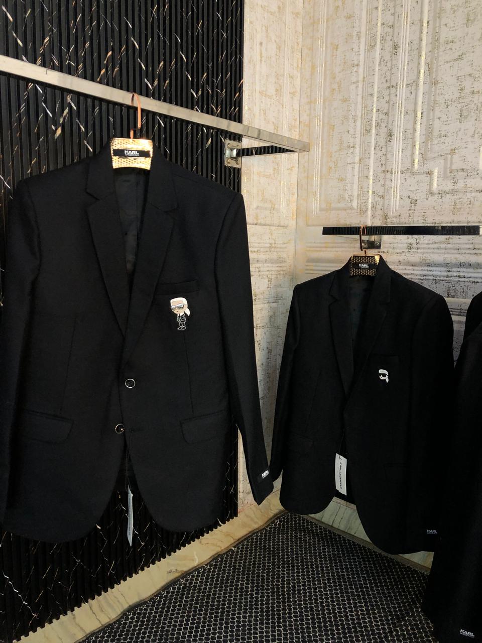 KARL IMPORTED WOOL FABRIC BLAZERS 7a Quality Replicas are the first copy products such as copycats shoes, watches, clothing, bags, and electronics. KARL IMPORTED WOOL FABRIC BLAZERS - Image 3