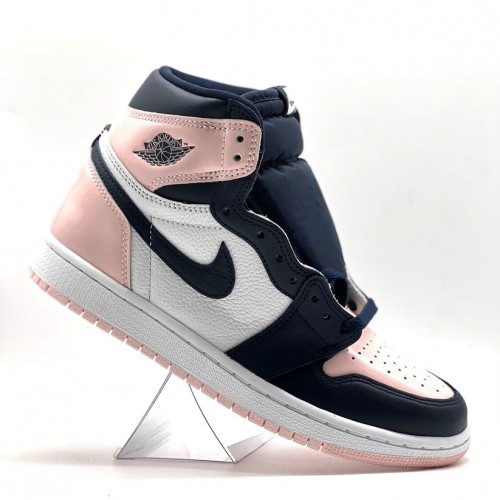 Nike Air Jordan Retro 1 Bubble Gum Women's 7a Quality Replicas are the first copy products such as copycats shoes, watches, clothing, bags, and electronics. Nike Air Jordan Retro 1 Bubble Gum Women's - Image 4
