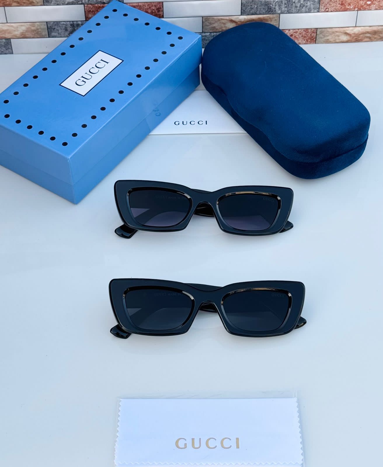 GUCCI SUNGLASSES UNISEX MODEL 7a Quality Replicas are the first copy products such as copycats shoes, watches, clothing, bags, and electronics. GUCCI SUNGLASSES UNISEX MODEL - Image 4