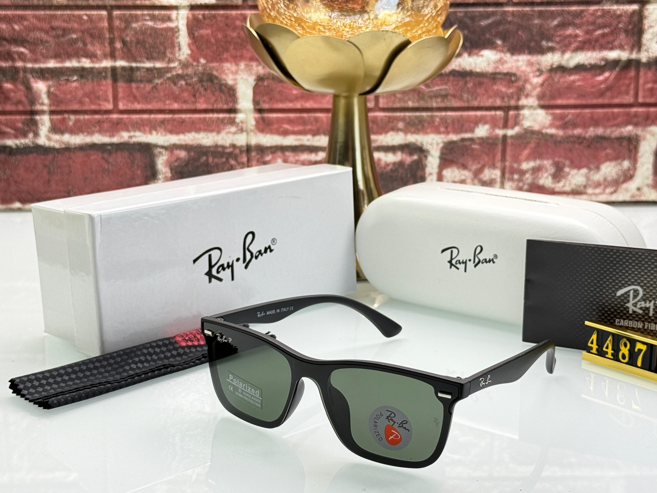RAYBAN POLORIZE LENS SUNGLASSESS UV LENS UNISEX MODEL 7a Quality Replicas are the first copy products such as copycats shoes, watches, clothing, bags, and electronics. RAYBAN POLORIZE LENS SUNGLASSESS UV LENS UNISEX MODEL - Image 7