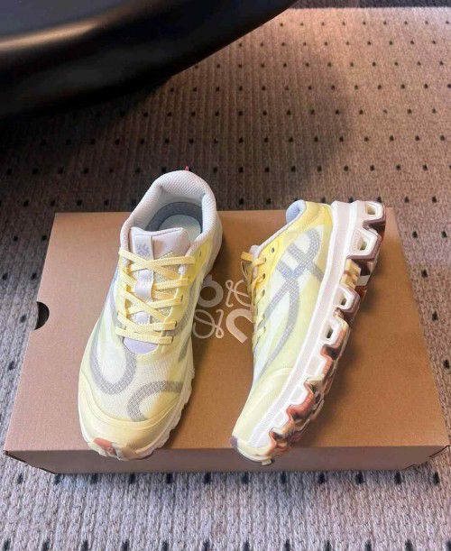 On Running Cloudventure x Loewe Yellow Tan Grey 7a Quality Replicas are the first copy products such as copycats shoes, watches, clothing, bags, and electronics. On Running Cloudventure x Loewe Yellow Tan Grey