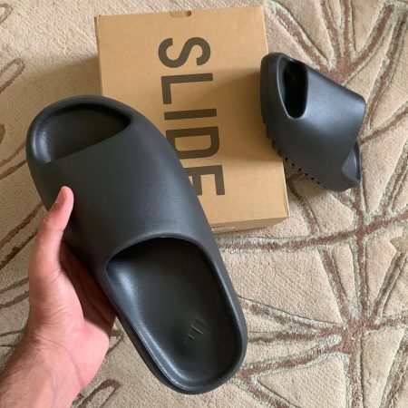 Adidas Yeezy Slides UA Quality