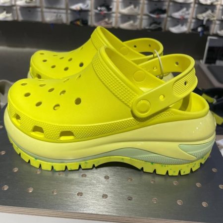 WMNS Crocs Mega Crush Sandal For Her