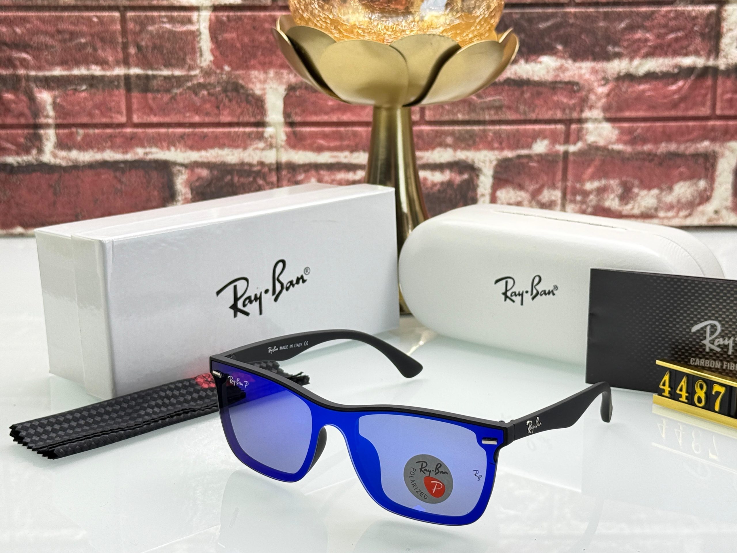 RAYBAN POLORIZE LENS SUNGLASSESS UV LENS UNISEX MODEL 7a Quality Replicas are the first copy products such as copycats shoes, watches, clothing, bags, and electronics. RAYBAN POLORIZE LENS SUNGLASSESS UV LENS UNISEX MODEL - Image 4