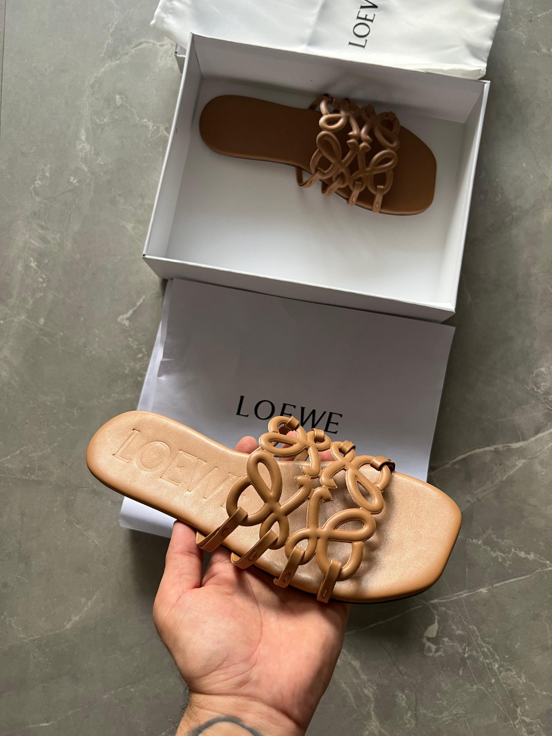 Loewe premium quality with BRAND BOX nd all 7a Quality Replicas are the first copy products such as copycats shoes, watches, clothing, bags, and electronics. Loewe premium quality with BRAND BOX nd all - Image 2