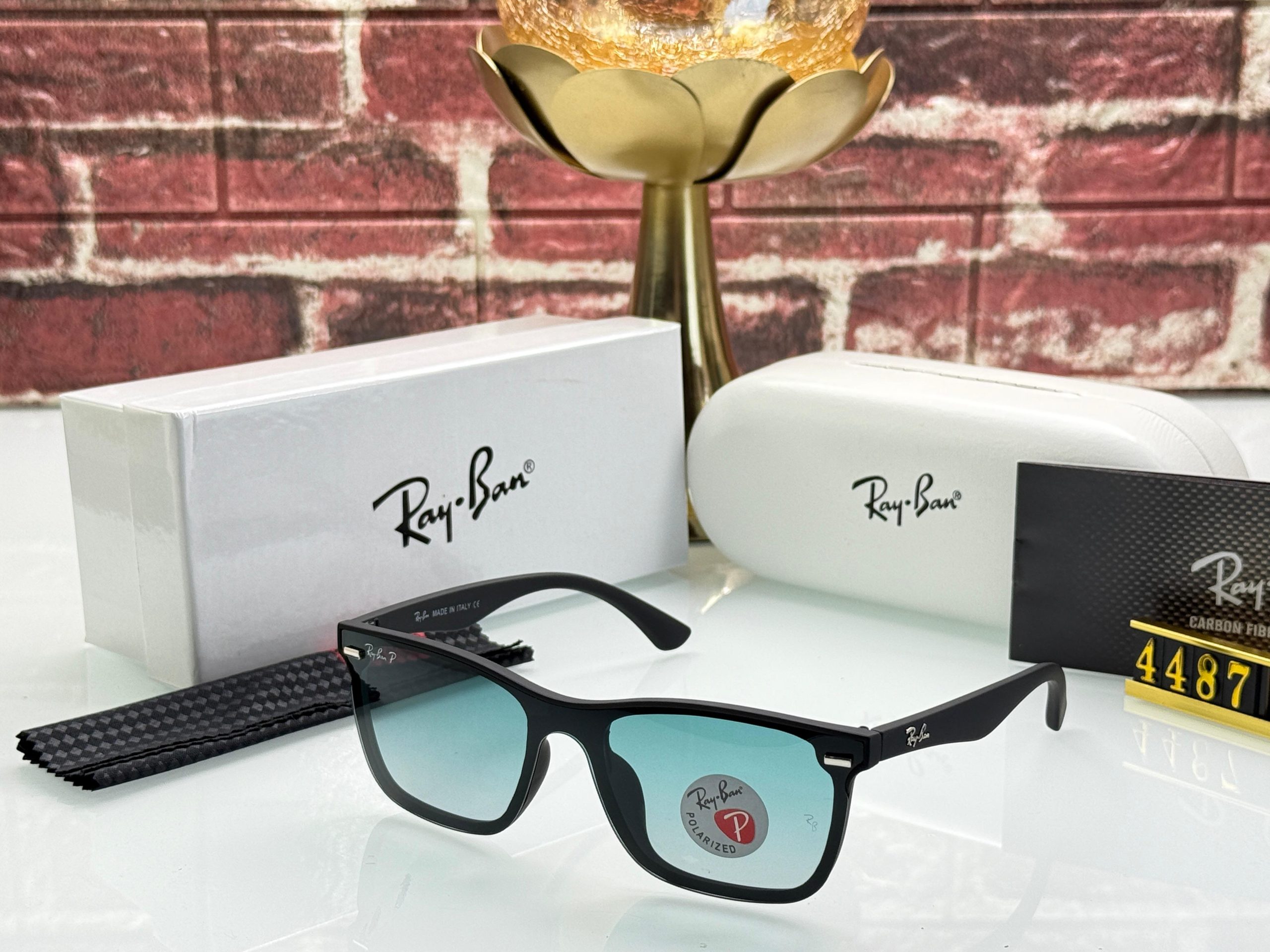 RAYBAN POLORIZE LENS SUNGLASSESS UV LENS UNISEX MODEL 7a Quality Replicas are the first copy products such as copycats shoes, watches, clothing, bags, and electronics. RAYBAN POLORIZE LENS SUNGLASSESS UV LENS UNISEX MODEL - Image 11