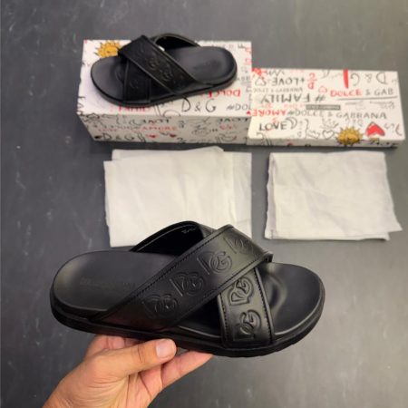 DOLCE AND GABBANA SLIDES