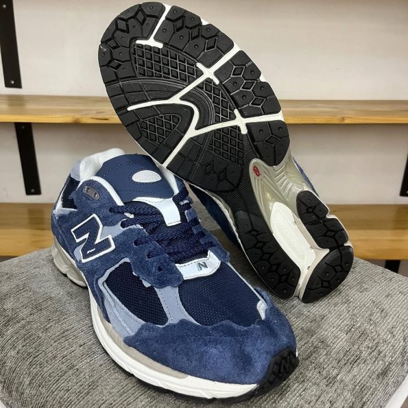 New Balance 2002R "Protection Pack Navy Grey" - Image 3
