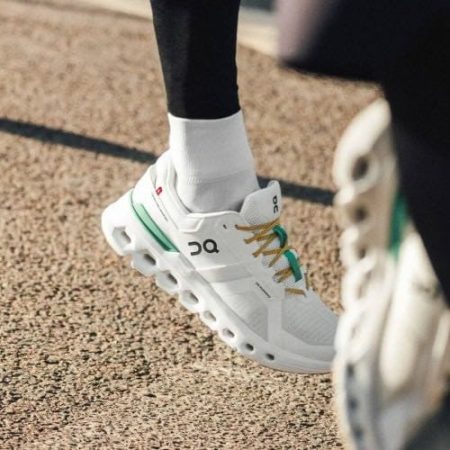 On Cloud Runner 2 Undyed Green SEMI UA