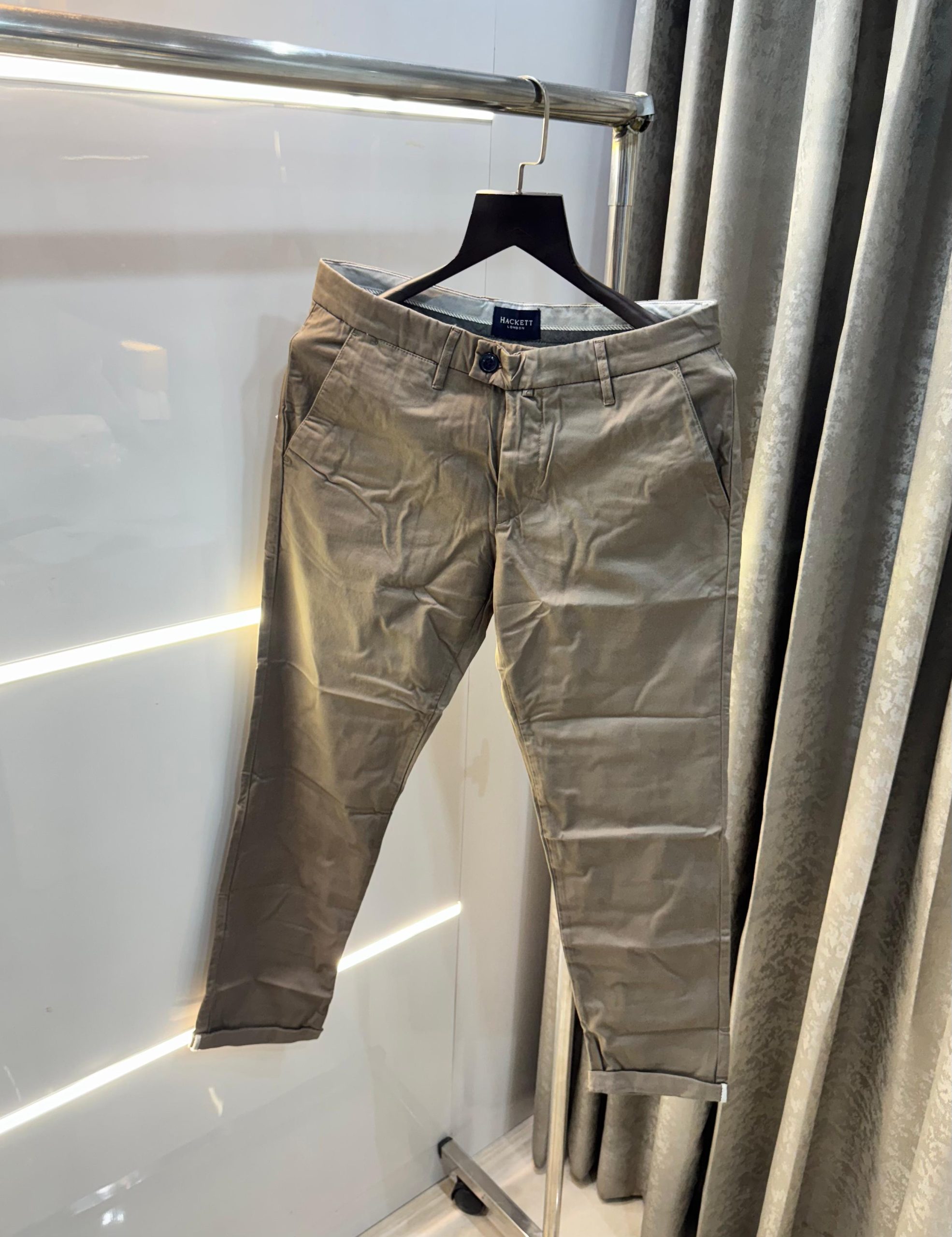 HACKETT LONDON IMPORTED COTTON TROUSERS 7a Quality Replicas are the first copy products such as copycats shoes, watches, clothing, bags, and electronics. HACKETT LONDON IMPORTED COTTON TROUSERS - Image 6