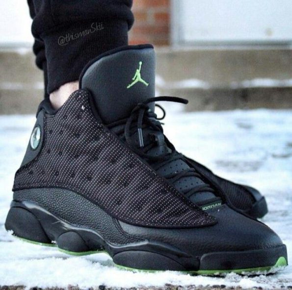 Air Jordan 13 Black Cat - Image 5