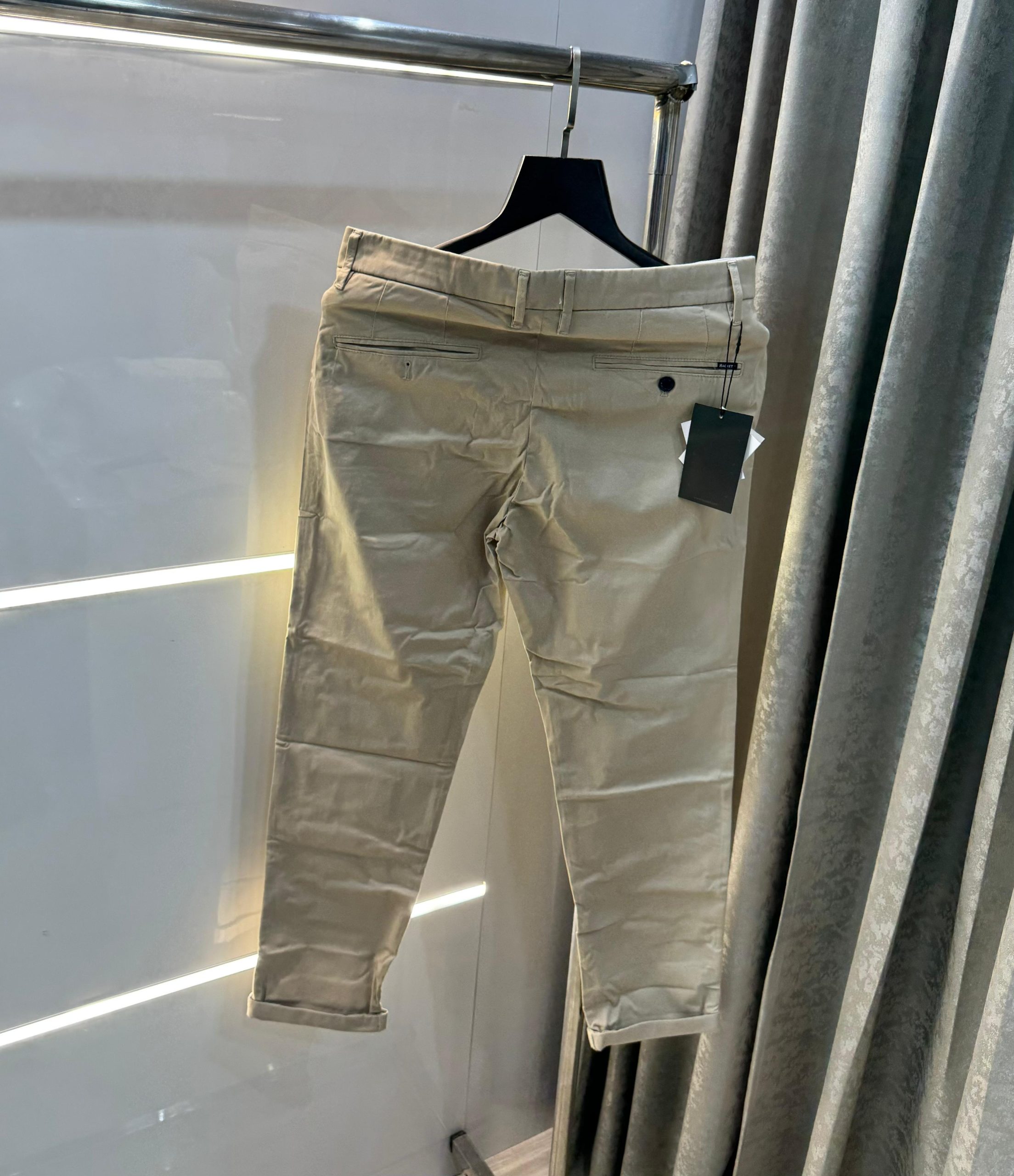 HACKETT LONDON IMPORTED COTTON TROUSERS 7a Quality Replicas are the first copy products such as copycats shoes, watches, clothing, bags, and electronics. HACKETT LONDON IMPORTED COTTON TROUSERS - Image 4