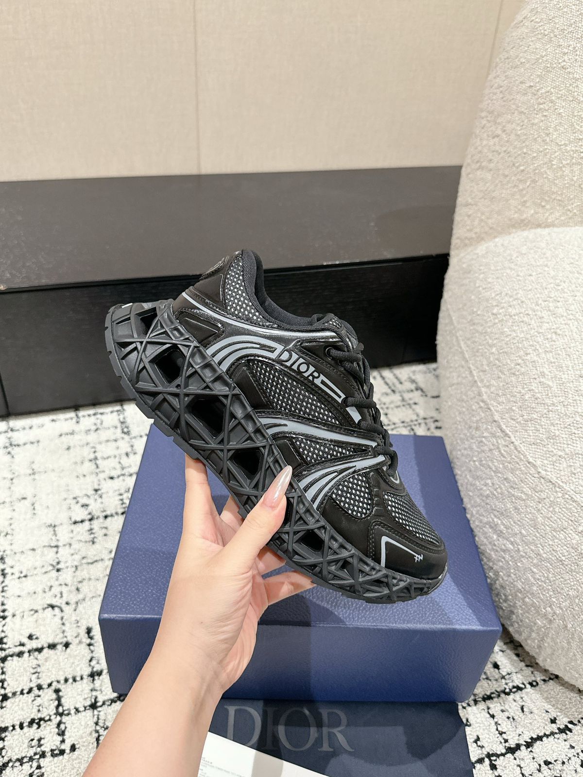 Dior b 35 nxxt black sneaker 7a Quality Replicas are the first copy products such as copycats shoes, watches, clothing, bags, and electronics. Dior b 35 nxxt black sneaker - Image 6