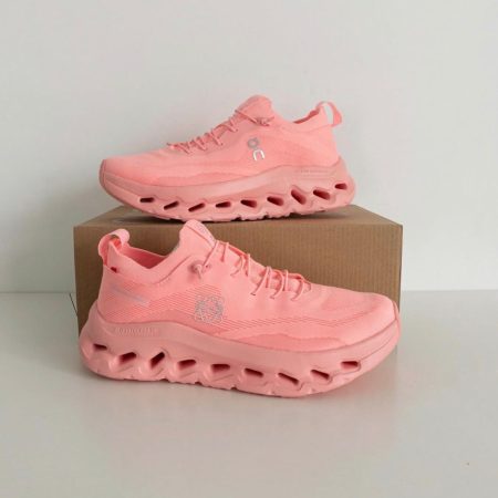 On Cloud x Loewe  Pink