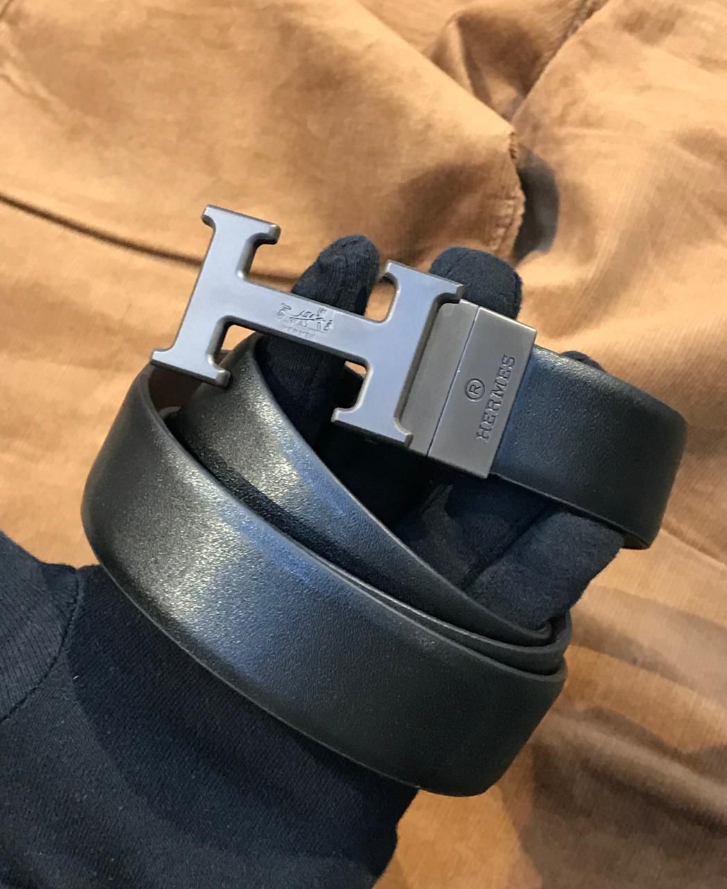 LOUIS VUITTON GUCCI POLO VERSACE COACH HERMES BRANDED BELTS 7a Quality Replicas are the first copy products such as copycats shoes, watches, clothing, bags, and electronics. LOUIS VUITTON GUCCI POLO VERSACE COACH HERMES BRANDED BELTS - Image 6