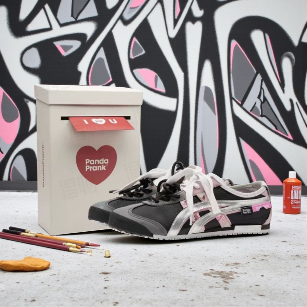 Mexico 66 Panda Prank Black Pink with OG Box Sneakers For Girls 7a Quality Replicas are the first copy products such as copycats shoes, watches, clothing, bags, and electronics. Mexico 66 Panda Prank Black Pink with OG Box Sneakers For Girls - Image 4