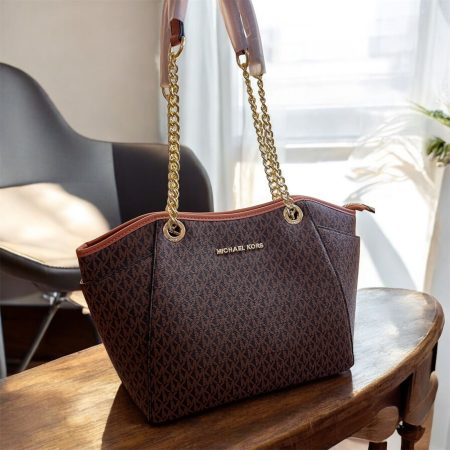 MICHAEL KORS LARGE CHAIN TOTE VERY HIGH QUALITY